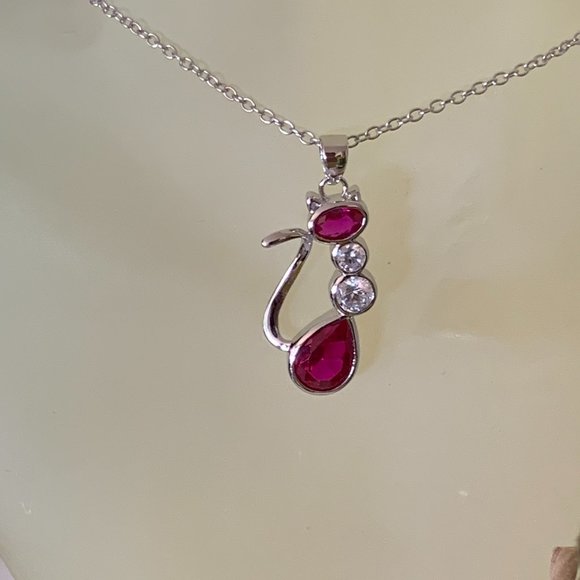 NEW Silver and Cubic Zirconia CZ Kitty Cat Necklace - Picture 3 of 7